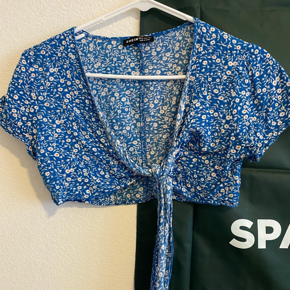 womens tie top